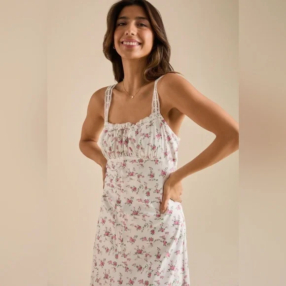 New with tags Altar’d state Kya Floral Midi Dress - Picture 2 of 4